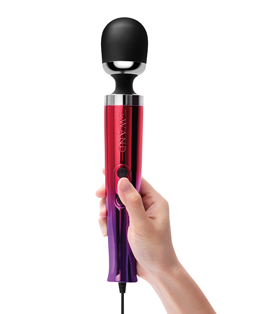 Thumbnail for Le Wand Die Cast Plug-In Massager - Ombre
